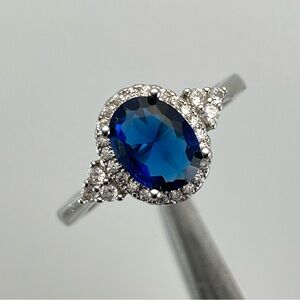 Beautiful Dainty Cute Oval Cut Halo Blue Sapphire Diamond Cz Silver Plated Ring